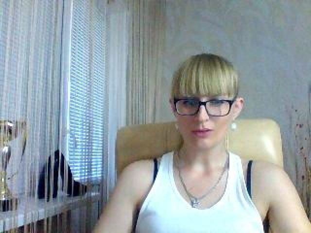 10379-malta-caucasian-babe-blonde-blue-eyes-pussy-webcam-model-tits