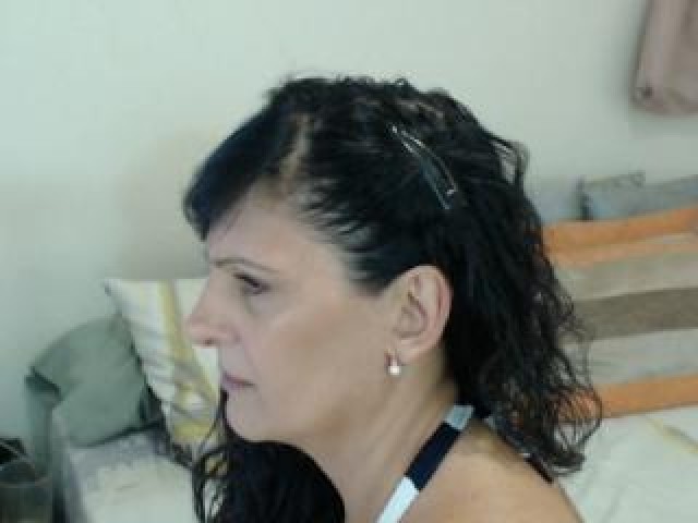 8965-sexyvega-webcam-female-latino-webcam-model-green-eyes-medium-tits