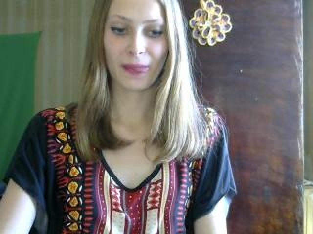 17311-olivia4u-shaved-pussy-caucasian-blonde-teen-blue-eyes-female-pussy