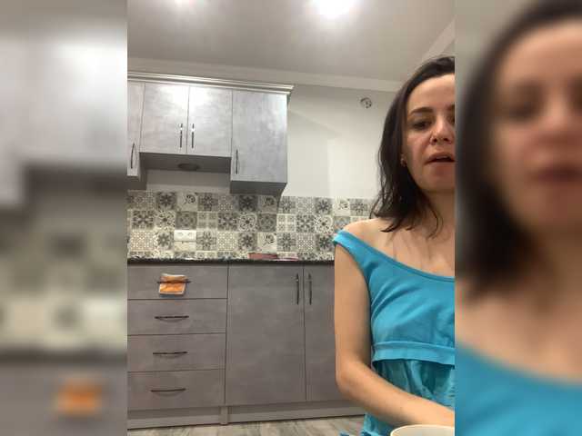 17940-cam-model-katernia48-small-tits-hairy-pussy-brown-eyes-mobile-live-straight