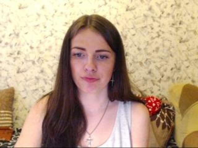 18596-victorysugar-shaved-pussy-webcam-medium-tits-tits-caucasian-teen-pussy