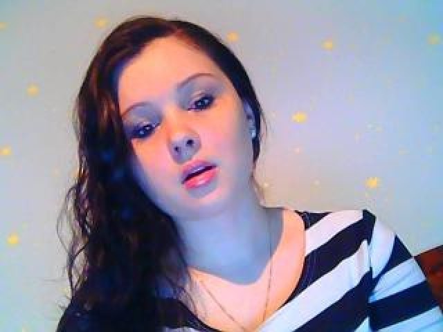 19670-superbust-shaved-pussy-brunette-caucasian-webcam-brown-eyes-tits