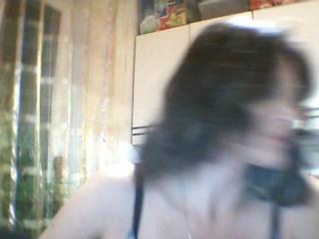 21306-valikirua247-babe-medium-tits-shaved-pussy-female-webcam-tits-pussy