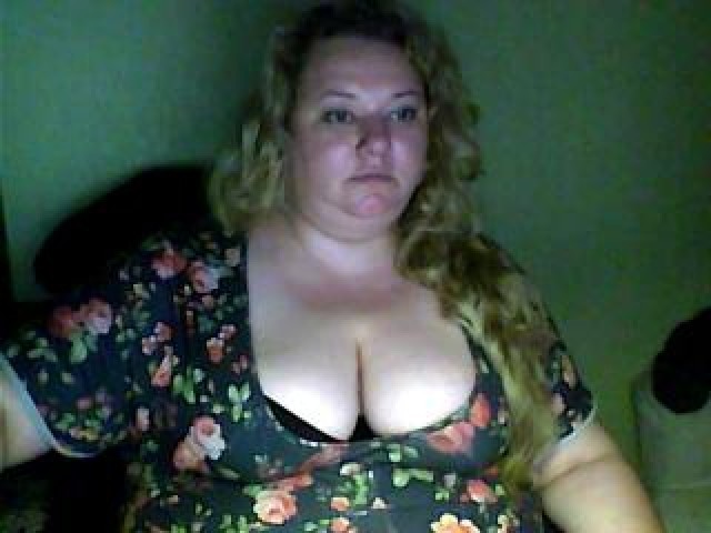 21598-grandblonda-tits-mature-female-webcam-model-large-tits-caucasian