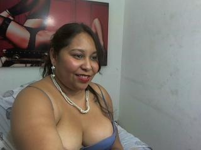 26903-dyannela-babe-brown-eyes-pussy-large-tits-female-shaved-pussy-tits