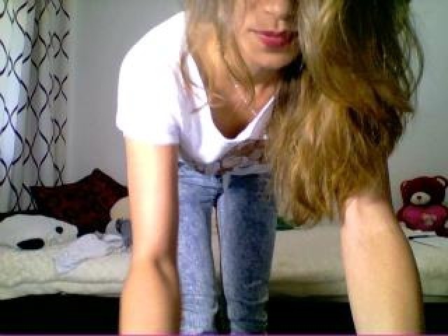 28199-bubbleboo-blonde-hispanic-webcam-pussy-babe-latino-brown-eyes-tits