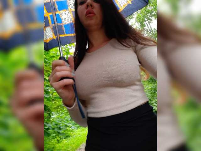 28684-cam-model-l4dycandy-chatting-cock-sucking-speaks-russian-female-stripping