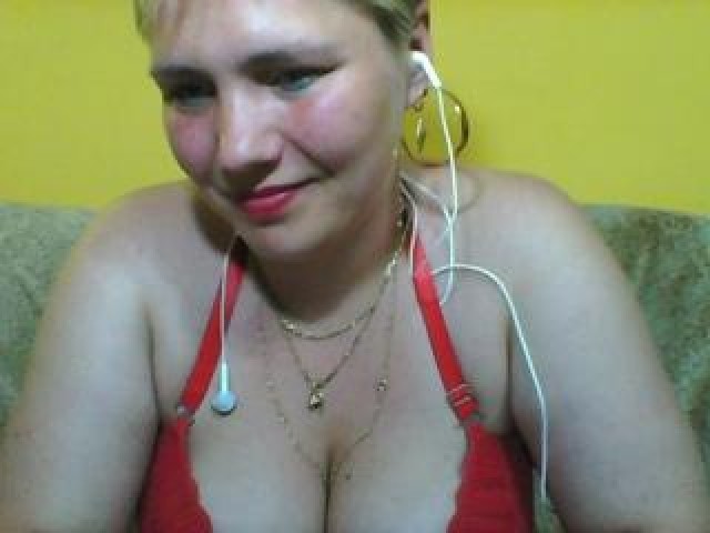 29856-dirtyjezura-caucasian-pussy-webcam-blonde-green-eyes-shaved-pussy