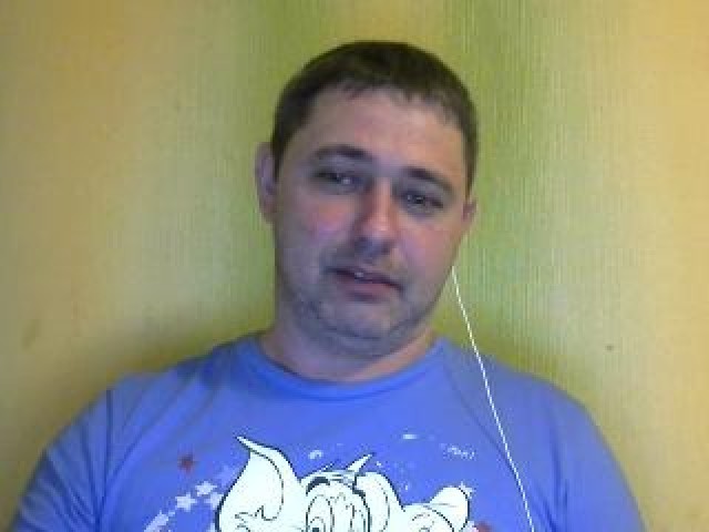 30128-letisomnoj-caucasian-pussy-webcam-shaved-pussy-green-eyes-straight