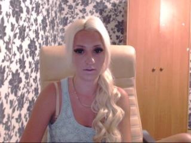 31064-annatit-pussy-blonde-webcam-caucasian-tits-brown-eyes-webcam-model