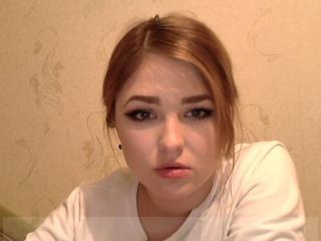 31232-nikacute-straight-medium-tits-webcam-blonde-shaved-pussy-pussy-tits
