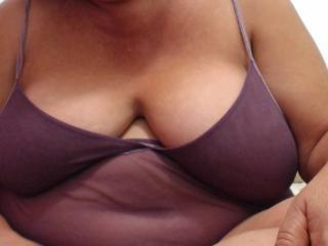 34930-hornymomm-brown-eyes-webcam-latina-pussy-large-tits-webcam-model-hot