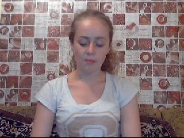 40454-hotalise1-webcam-shaved-pussy-medium-tits-webcam-model-teen-pussy
