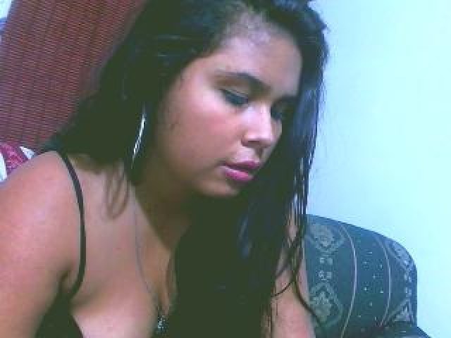 42804-sexskylark-large-tits-latina-webcam-shaved-pussy-teen-latino