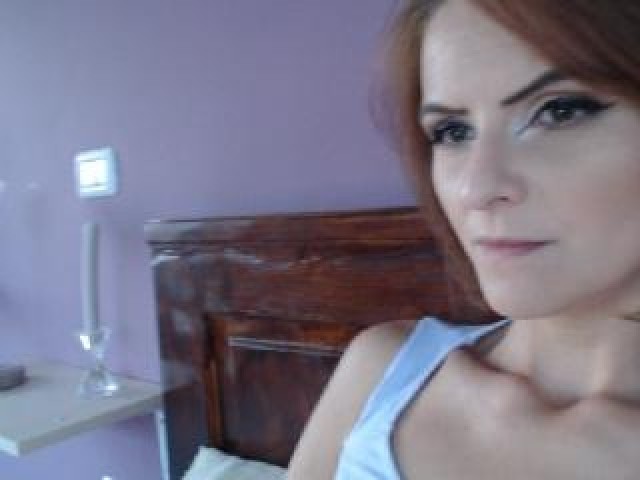 44040-spparkles-redhead-small-tits-babe-webcam-brown-eyes-caucasian-tits