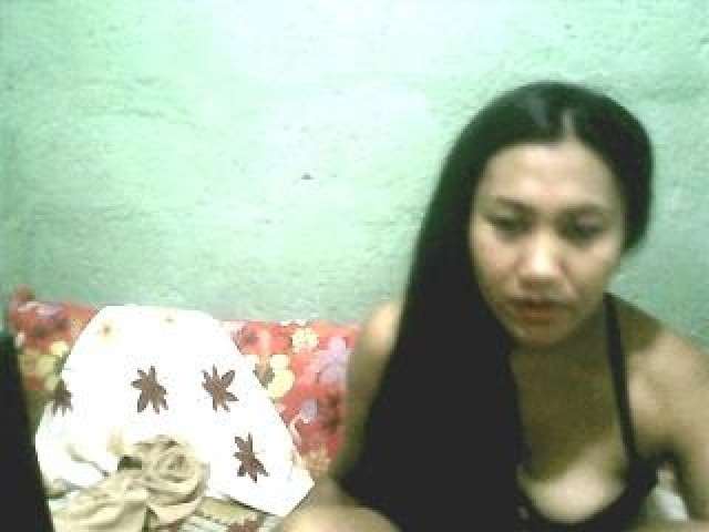 46106-lickme-deep-female-brown-eyes-mature-webcam-medium-tits-webcam-model
