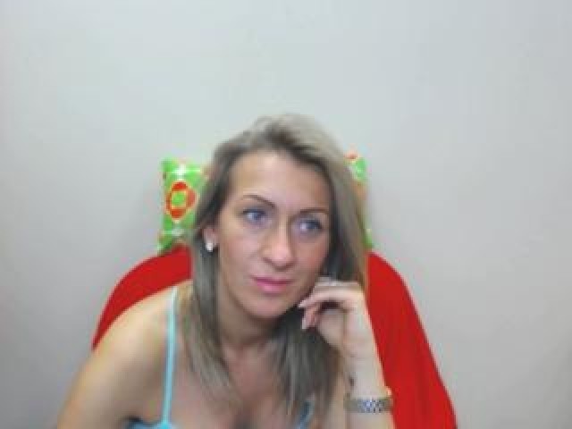 46600-adreymagic-mature-shaved-pussy-webcam-straight-blue-eyes-webcam-model