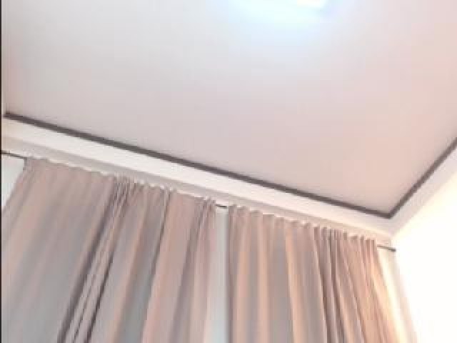 48154-sweetamberr-straight-very-horny-blonde-caucasian-webcam-medium-tits