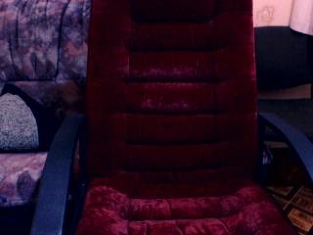 48802-sexraduga-female-caucasian-medium-tits-babe-pussy-webcam-brown-eyes