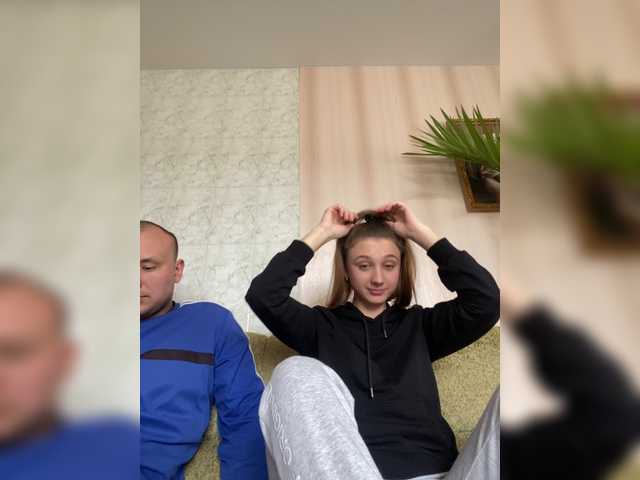 49362-cam-model-lavalaa-brunette-chatting-teen-medium-butt-mobile-live-white