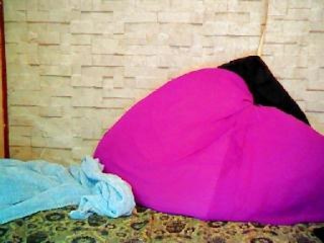 51610-slenderchic-brown-eyes-straight-female-blonde-babe-pussy-webcam-model