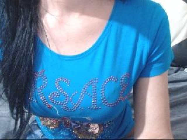 51866-mirtwhite-babe-caucasian-straight-webcam-pussy-medium-tits-brunette