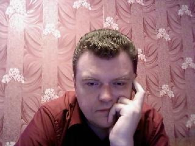 52520-oleg-webcam-brunette-caucasian-male-cock-female-babe-blue-eyes