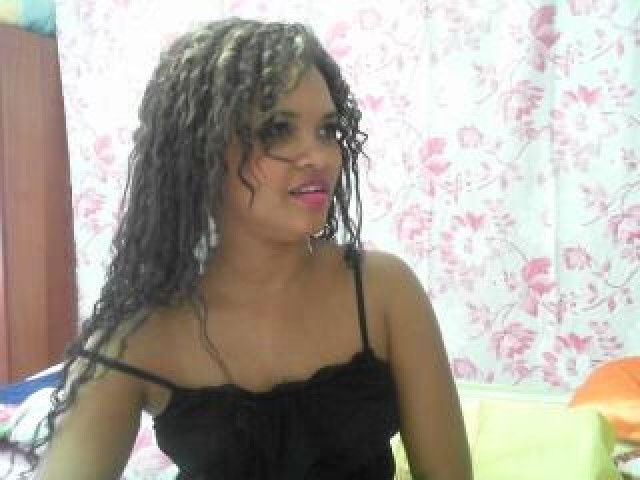 53792-shilouh-webcam-brunette-teen-tits-brown-eyes-hispanic-latina