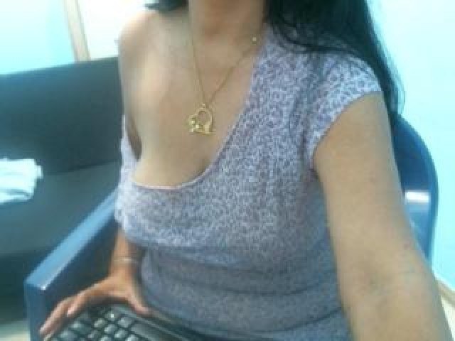 54014-lucia-cross-straight-trimmed-pussy-latino-brunette-tits-webcam-model