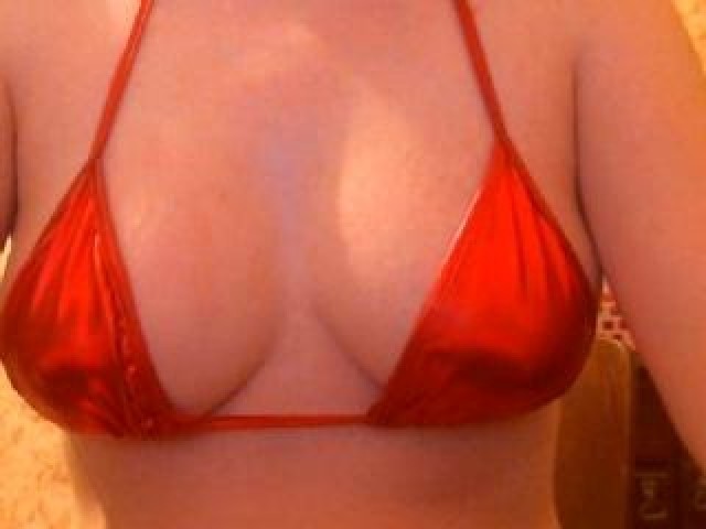 56733-playmore-webcam-straight-male-webcam-model-female-trimmed-pussy