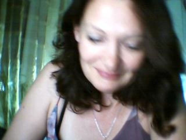 57749-valikirua247-babe-webcam-caucasian-straight-shaved-pussy-medium-tits