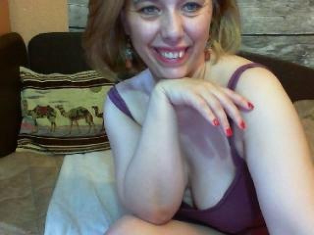 58787-nighttpoisson-mature-webcam-blue-eyes-tits-blonde-straight-pussy